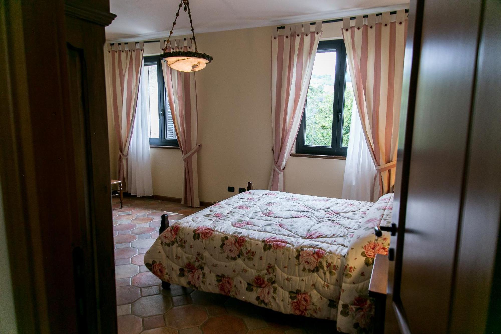Cadgal - Tenuta La Cova Calamandrana Kültér fotó